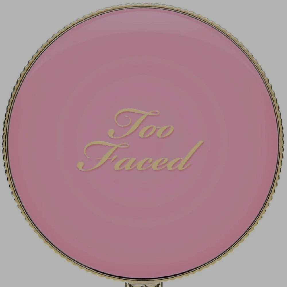 Too Faced Cloud Crush Blurring Blush Candy Cloud. BNIB
